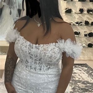 Brand New Never Worn Wedding Dress